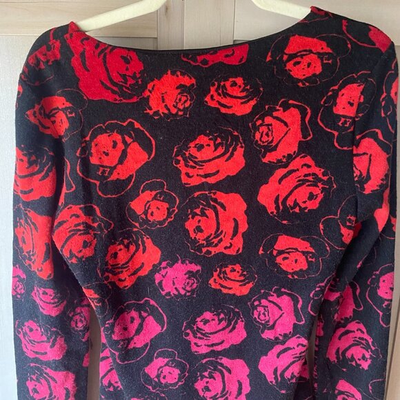 Yumi London Ombre Rose Long Sleeve Lightweight Black Red Sweater Dress M - Picture 7 of 7